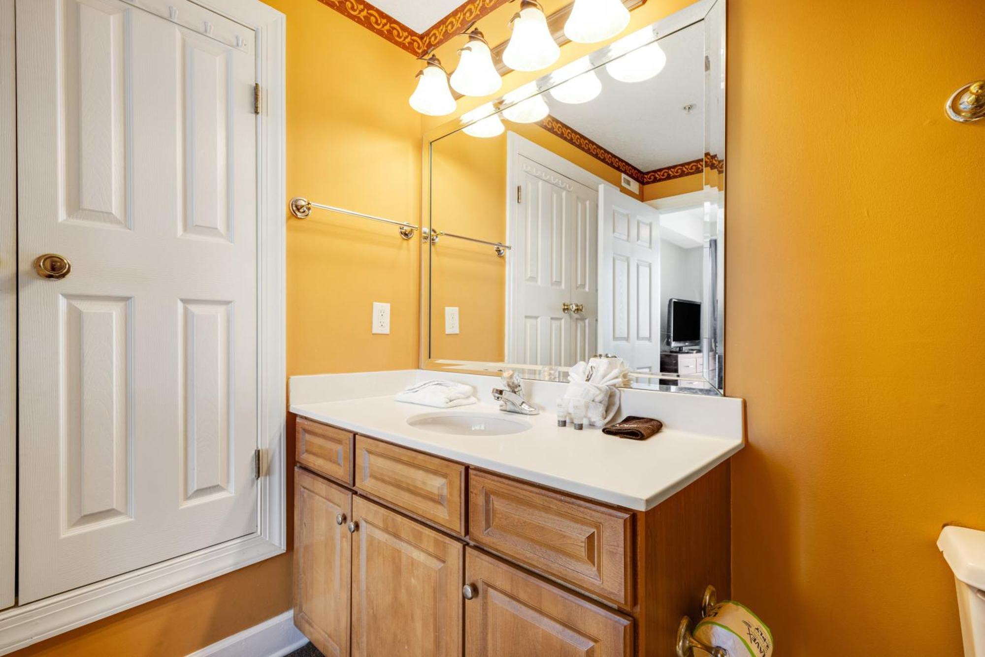 Parking Included-Beachfront 2Bd Ocean Villa! Gorgeous Amenities, Private Complex Panama City Beach Kültér fotó